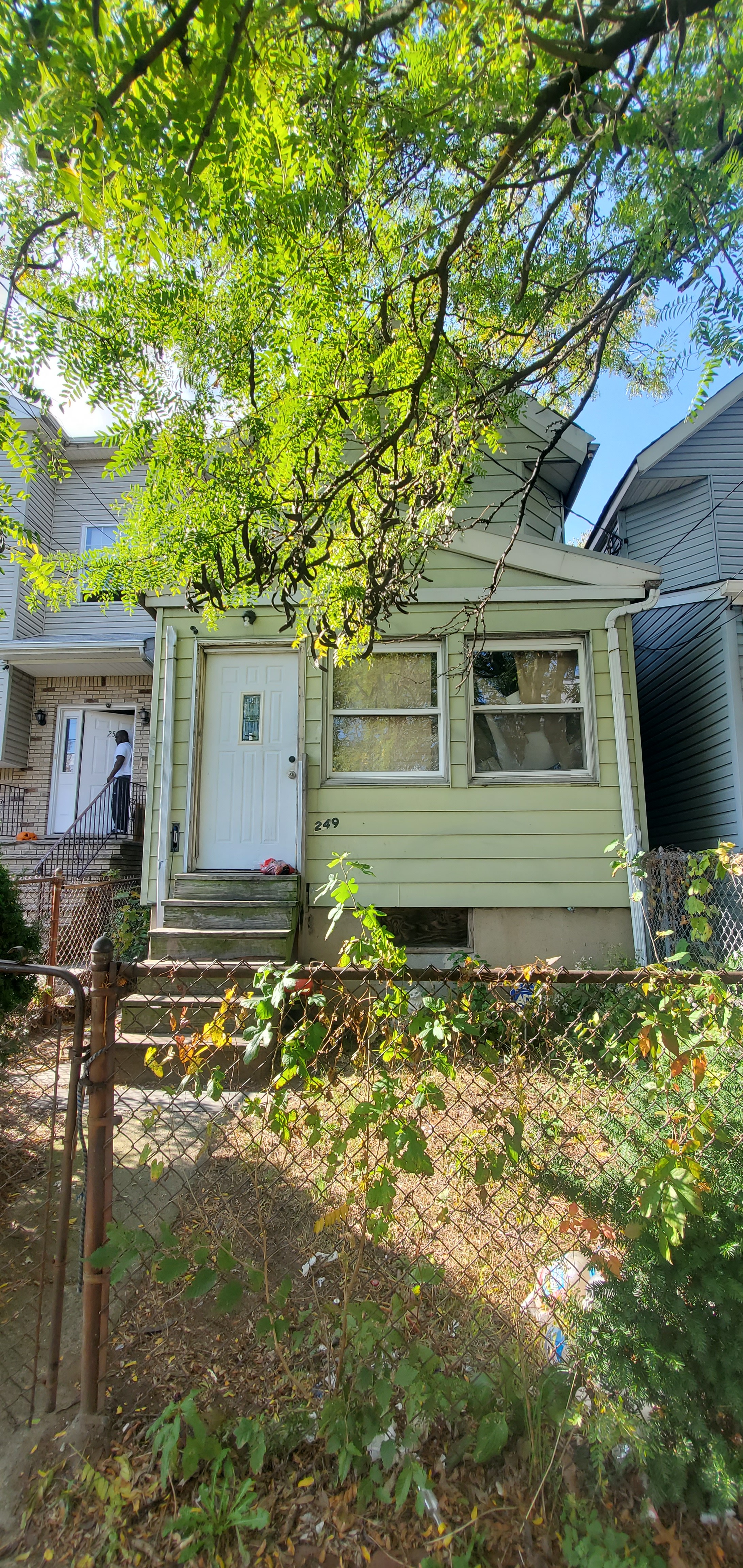 properties-small